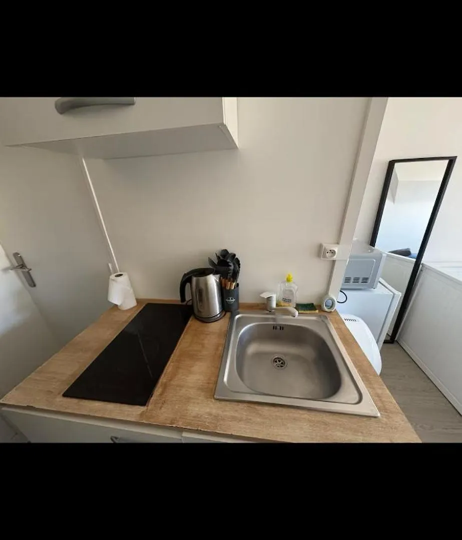 Cozy Room Nearby Champs Elysees 4 Paris Apartment