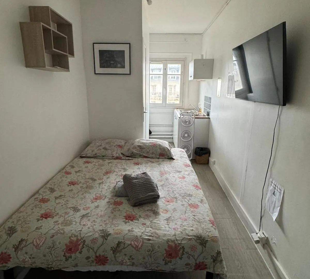 Cozy Room Nearby Champs Elysees 4 Paris